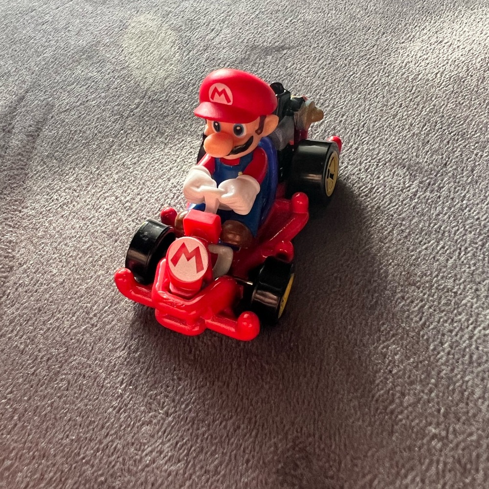 Hot Wheels Mario Kart Mario Diecast Car [Pipe Frame Loose] 2020 Mattel Thailand